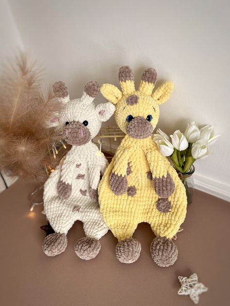 Giraffe Lovey Crochet, Giraffe Lovey, Amigurumi Giraffe, Lovey Crochet, Crochet Giraffe, Tropical Nursery, Cuddle Blanket, Plush Yarn, Animal Blanket