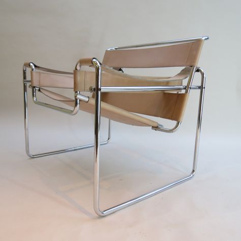 Wasilly Chair, Marcel Breuer Chair, Breuer Chair, Bauhaus Interior, Wassily Chair, Art Deco Armchair, Marcel Breuer, A Chair, Interior Design Inspiration