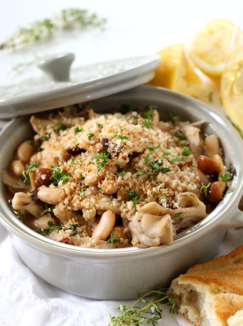 Easy Mushroom Cassoulet | Dash of Savory | Cook with Passion Cassoulet Recipe Easy, Cassoulet Recipe, Meatless Meal, Easy Vegetable, Savory Recipes, Meatless Meals, Meat Free, White Beans, Tasty Recipes