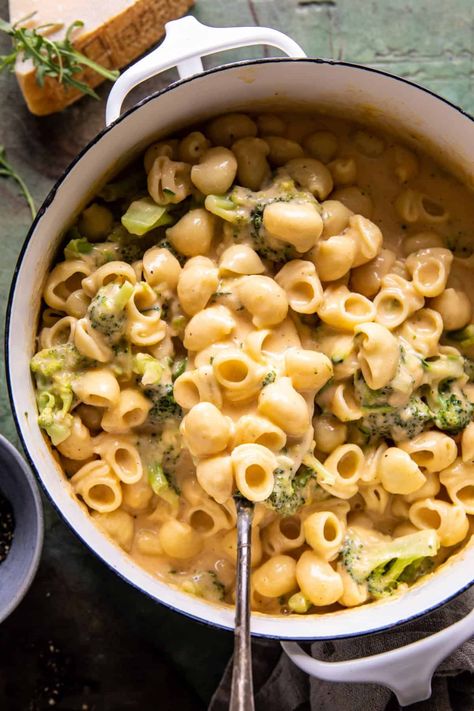 One Pot Stove-Top Mac and Cheese | halfbakedharvest.com Half Baked Harvest Recipes, Harvest Recipes, Half Baked, Half Baked Harvest, Think Food, Most Popular Recipes, Healthy Homemade, Popular Recipes, Healthy Baking