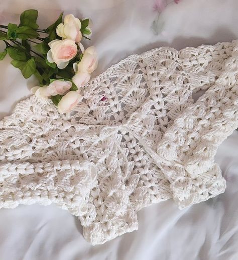 the lace cardigan 🤍 these days, i am creating more projects that i am proud of :) this is my first crochet cardigan! even though it's lacey and not the typical warm fall cardigan (which i am also planning on making this fall for myself hehe) i still considered my first cardigan! i am so proud of it :) pattern by: @wonder.netting ~ #crochet #crocheter #crochetclothing #crochetclothing #crocheting #crochetersofinstagram #crochetaesthetic #crochetart #fiberart #fiberartist #smallbusiness #sm... Aesthetic Cardigans, Crochet Lace Cardigan, First Crochet, Crochet Aesthetic, Fall Cardigan, Lace Cardigan, Warm Autumn, Crochet Art, So Proud