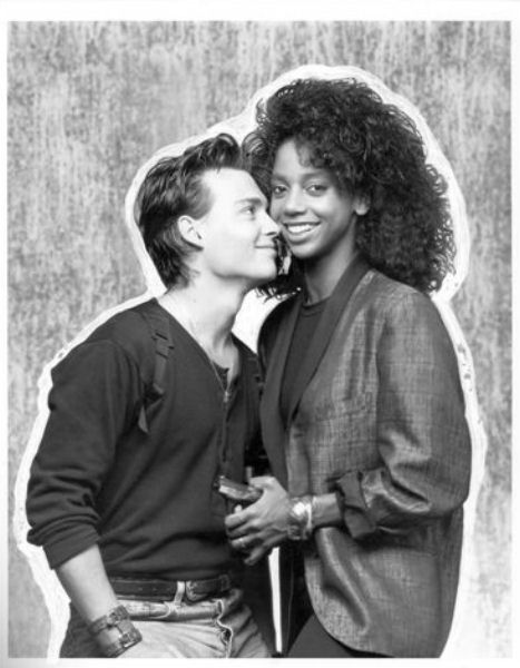 Johnny Depp & Holly Robinson Peete co-starred on "21 Jump Street" together from 1987-1990. Holly Robinson, Madeline Smith, John Depp, 80s Actors, Jump Street, 21 Jump Street, 1980s Women, Young Johnny Depp, Johnny D