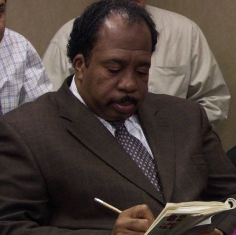 the office | stanley hudson | aesthetic icons Stanley Office, Stanley The Office, Stanley Hudson, Office Icon, The Office Show, Michael Scott, Mood Pics, The Office, Favorite Character