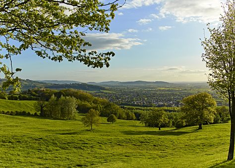 The Cotswolds, Broadway, Gloustershire, England Gloustershire England, Broadway Cotswolds, City Planning, Dream Places, The Cotswolds, Country Farm, Natural Scenery, Holiday Activities, Wales England