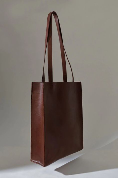 Classic Leather Tote, Canvas Bag Design, Diy Bag Designs, St Agni, Byron Bay Australia, Diy Clothes Design, Leather Sling Bag, Leather Artisan, Leather Laptop Bag