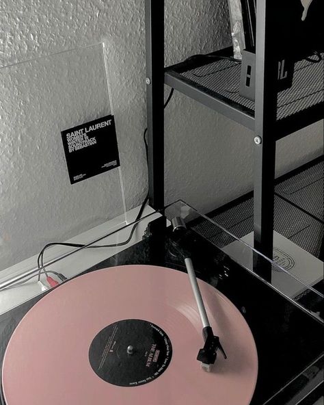 Blackpink Vinyl, Beautiful Aesthetic Wallpaper, Pink And Grey Wallpaper, Vinyl Aesthetic, Pink Music, Wallpaper Kpop, Story Ideas Pictures, Beautiful Aesthetic, Gray Aesthetic