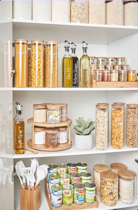 Pantry Space, Kitchen Decor Collections, Kitchen Countertop Decor, Pantry Organisation, Desain Pantry, Organized Pantry, Pantry Organizers, House Organisation, Kitchen Organization Pantry