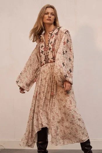 Étoile Isabel Marant Fall 2020 Ready-to-Wear collection, runway looks, beauty, models, and reviews. Rock Dress, Etoile Isabel Marant, Isabel Marant Etoile, Fashion Show Collection, Estilo Boho, Inspiration Mode, Vogue Paris, Isabel Marant, Paris Fashion