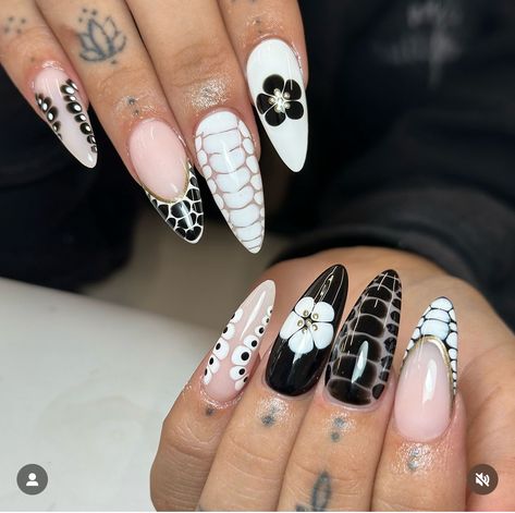 Dark Floral Nails, Dark Floral, Floral Nails, Nail Inspo, Nails, Floral