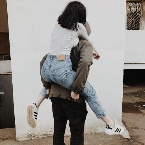 Sister Aesthetic, Addicted Series, Addicted To You, Brother And Sister, Korean Couple, Life Is Strange, Brother Sister, Photo Instagram, Cute Couples Goals