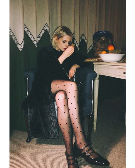 Polka Dot Tights Outfit, 60s Goth, Polka Dot Tights, Lucy Boynton, Soft Gamine, Patterned Tights, Estilo Preppy, Tights Outfit, Style Crush