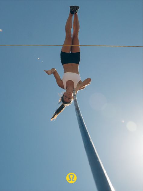 Pole Vault Photography, Pole Vault Pictures, Pole Vaulting Aesthetic, Pole Vault Senior Pictures, Pole Vault Aesthetic, Pole Vault Girl, Track Senior Pictures, Pole Vaulting, Athletics Track