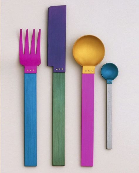 @icantaffordthisbutmaybeshecan on Instagram: “This David Tisdale picnic flatware is making me smile this morning. Made from anodized aluminum feels very contemporary and surprised it…” New Retro Wave, Design Museum, Art Furniture, Objects Design, Kitchen Stuff, In The Middle, Spoons, Serveware, Color Inspiration