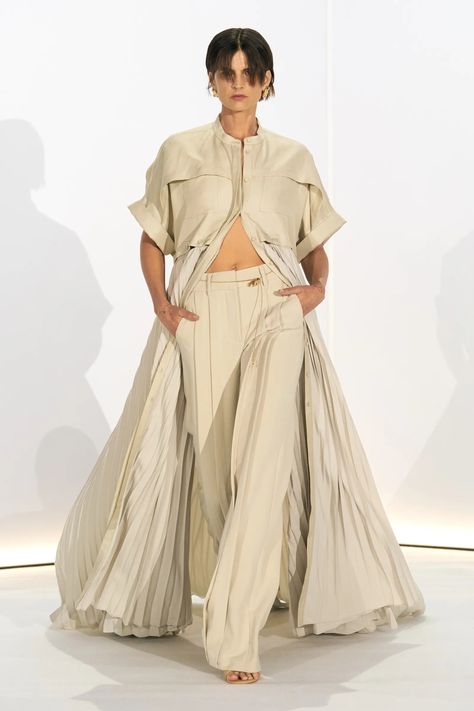 Everything You Missed From the Australian Fashion Week Resort 2025 Collections | Vogue Old Summer Palace, Runway Moments, Masculine Clothing, Australian Fashion Week, Resort 2025, Sustainable Swimwear, Design Clothes, Silk Gown, Dion Lee