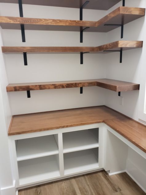 Butcher block counter in the pantry Pantry Renovation, Pantry Closet Design, House Pantry, Pantry Room, Desain Pantry, Pantry Remodel, Pantry Makeover, Pantry Shelving, Pantry Closet