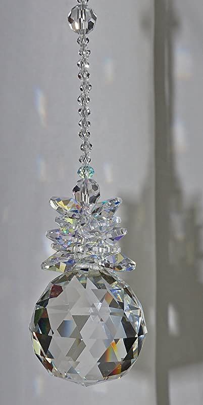 Crystal Ornaments Diy, Hanging Crystals Diy, Cremation Glass Art, Garden Ornaments Diy, Feng Shui Decoration, Purse Charms Diy, Crystal Suncatchers Diy, Wind Chimes Homemade, Amazing Christmas Trees