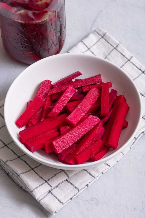 These pink pickled turnips are a Lebanese staple! If you're a fan of Middle Eastern food & acidic accompaniments you need pickled turnips in your fridge! | Pickled Vegetable Recipe | Pickled Turnips | Pink Pickled Turnips | Lebanese Side Dishes | Recipes To Make With Turnips | Middle Eastern Picked Turnips | Pickled Turnips Lebanese, Shawarma Grill, Turnip Recipes, Pickled Turnips, Middle Eastern Food, Best Pickles, Vegetable Recipe, Beef Kabobs, Appetizer Platters