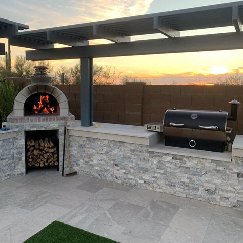 BBQ Pizza Oven – BrickWood LLC Bbq Pizza Oven, Pizza Oven Outdoor Diy, Backyard Pizza Oven, Pizza Oven Outdoor Kitchen, Brick Bbq, Diy Pizza Oven, Outdoor Bbq Area, Brick Pizza Oven, Patio Grill