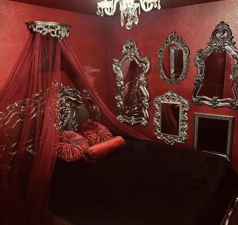 Burlesque Aesthetic Room, Vampy Bedroom, Vampire Room Aesthetic, Vampire Bedroom, Claire Core, Honeymoon Bedroom, Hollywood Regency Bedroom, Victorian Castle, Hippie Bedroom Decor