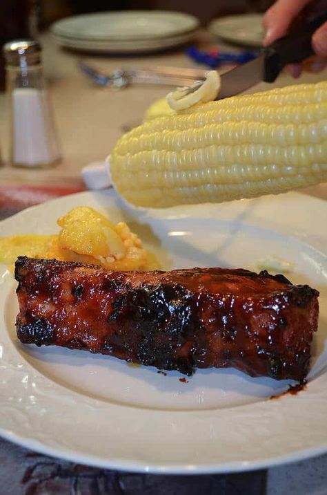 Bold seasoning, a sweet/heat flavor combination, and some time on the grill turn an inexpensive cut of meat into an irresistibly delicious meal. My brother Jim’s Country Style BBQ Ribs are unforgettable. Tomatoes Sauce, Country Style Pork Ribs, Mexican Shrimp, Boneless Ribs, Country Style Ribs, Yogurt Bark, Pasta Bolognese, Stuffed Zucchini, Zucchini Boats