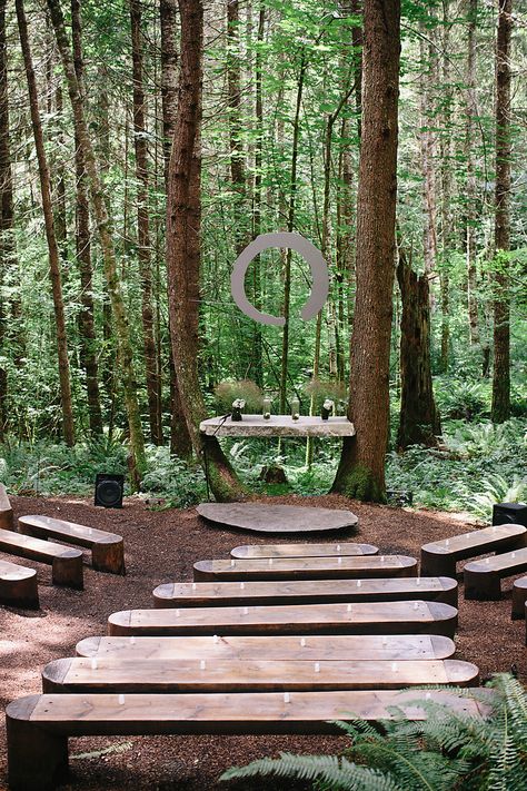 Forest Wedding Reception, Rustic Country Wedding Decorations, Natural Landscaping, Seattle Wedding Photography, Rustic Boho Wedding, Country Wedding Decorations, Places To Explore, Mt Rainier, Rustic Country Wedding