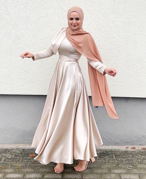 Pin by Malla Rahman on DRESS in 2022 | Modest fashion outfits, Classy dress outfits, Fashion dresss Modest Fashion Outfits Classy, Modest Soiree Dresses, Girls Dress Outfits, Soiree Dress, Muslim Fashion Hijab Outfits, Outfits Classy, Women Dresses Classy, Modesty Fashion, Muslim Fashion Dress