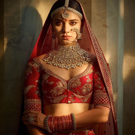 Thinking of having designer #sarees for your wedding? Think about the blouses as well. Here are a few of the best #blouse designs for #designer sarees from the collections of one of the most celebrated #IndianFashion designer #Sabyasachi. Sabyasachi Bridal Lehenga, Sabyasachi Bridal Collection, Sabyasachi Lehenga Bridal, Sabyasachi Bridal, Sabyasachi Bride, Bridal Lehenga Designs, Indian Bridal Photos, Best Blouse Designs, Bridal Lehenga Collection