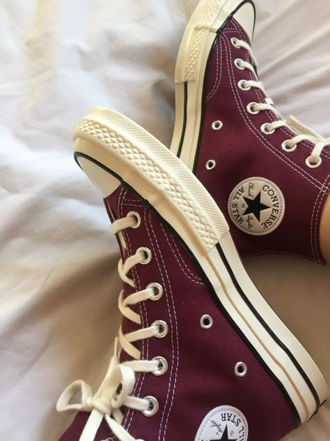 Cute Converse, Converse High Top, Dr Shoes, Red Converse, Hype Shoes, Aesthetic Shoes, Shoe Inspo, Chuck 70, Cool Shoes