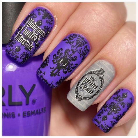 Delia on Instagram: “Welcome Foolish Mortals! Hey guys! I’ve got another Haunted Mansion mani to share today. I’ve got so many that I want to do using these…” Haunted Mansion Nails, Welcome Foolish Mortals, Foolish Mortals, Beauty Nails Design, Goth Nails, Disney Haunted Mansion, Disney Nails, Dipped Nails, Haunted Mansion