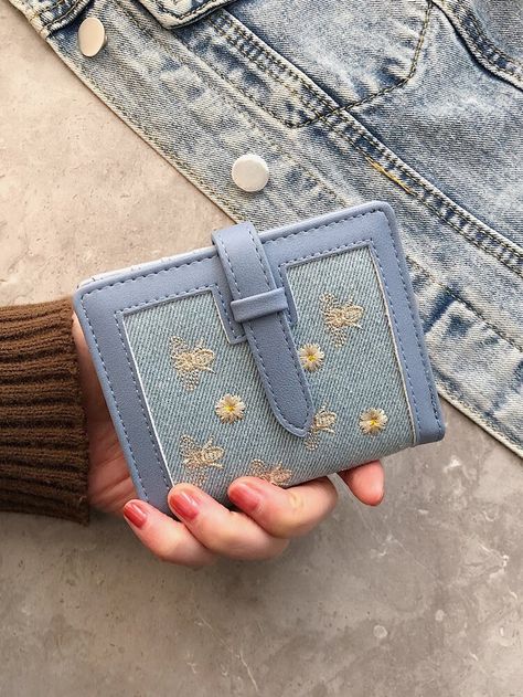 Floral Embroidery Fold Over Purse | SHEIN USA Shein Wallet, Leather Wallet Design, My Style Bags, Princess Jewelry, Cute Wallets, Pretty Bags, Coin Purses, Purse Pouch, Floral Cards