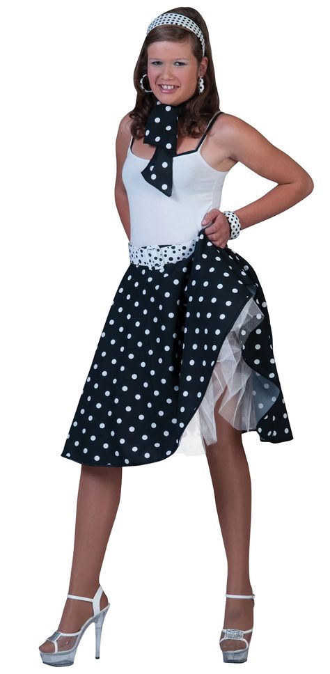 Rock And Roll Costume, Plus Size Fancy Dresses, Outfit Rock, Annoying Orange, Sock Hop, Black Halloween Dress, White Costumes, Fancy Dress Outfits, Funny Fashion