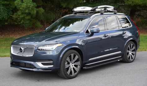 2023 Volvo XC90 Hybrid with RAL-B running boards. One company many options for your new Volvo XC-90 . Check us out at www.Romik.com #VolvoXC-90 #XC90 @Volvo XC90 club #VolvoSUV #VolvoXC90 Xc90 Volvo, Volvo Suv, Volvo Xc 90, Volvo Xc, Volvo Xc90, Volvo, Running