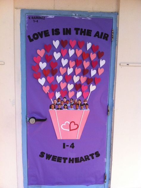 Valentines Classroom Decorations, Valentines Door Decorations Classroom, Valentines Classroom Door, Valentine Bulletin Boards, School Kitchen, Valentines Day Bulletin Board, Valentine Door Decorations, School Door Decorations, School Doors