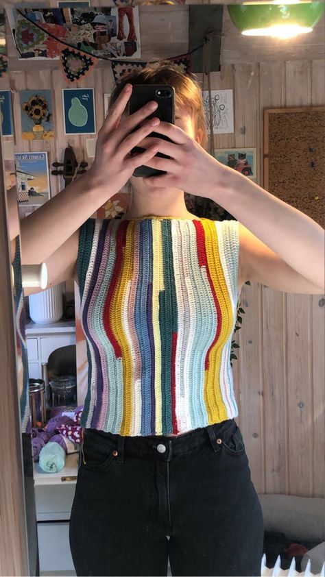 Multi Colored Crochet Top, Crochet Top Multicolor, Multi Colored Yarn Crochet Projects, Scrap Yarn Crochet Top, Scrap Yarn Crochet, Crochet Blanket Designs, Outfit Plan, Knit Fashion, Knitting Inspiration