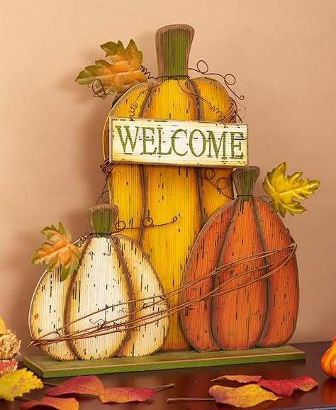 Pumpkin Welcome Sign, Pallet Halloween, Fall Wood Crafts, Harvest Decor, Halloween Characters, Fall Scarecrows, Pumpkin Door Hanger, Diy Blocks, Fall Door Decorations