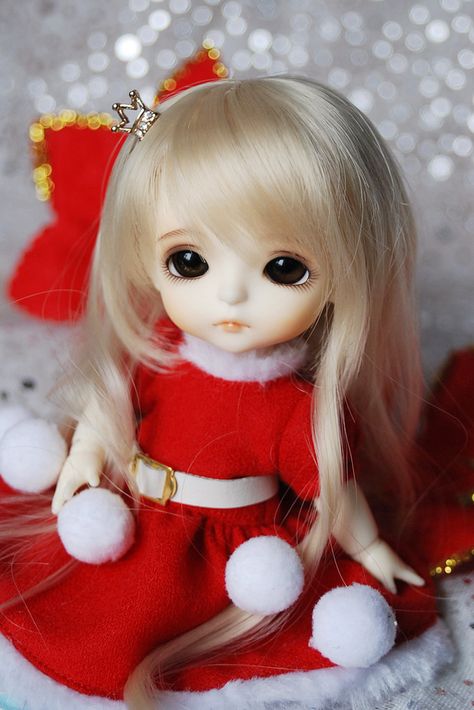 Warm Winter | Ylang Garden | Flickr Dolls Images Beautiful, Teddy Bear Wallpaper, Red Dolls, Barbie Images, Dp Images, Kawaii Doll, Cute Doll