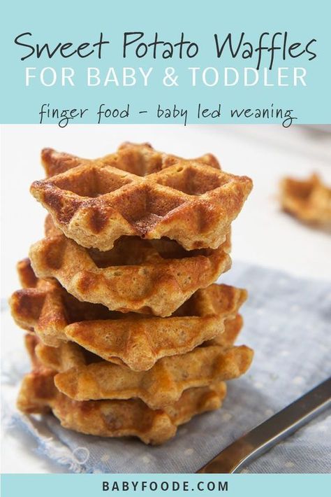 Sweet Potato Waffles for Baby + Toddler (First Finger Foods) - Baby Foode Waffles For Baby, Baby First Finger Foods, Toddler Breakfast Recipes, Mini Waffle Recipe, First Finger Foods, Fingerfood Baby, Baby Food Combinations, Toddler Finger Foods, Healthy Breakfast Snacks