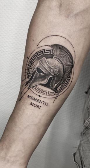 Spartan Tattoos, Roman Tattoo, Gladiator Tattoo, Masculine Tattoos, Helmet Tattoo, Tato Minimal, Spartan Tattoo, Cool Tattoos For Guys, Small Tattoos For Guys