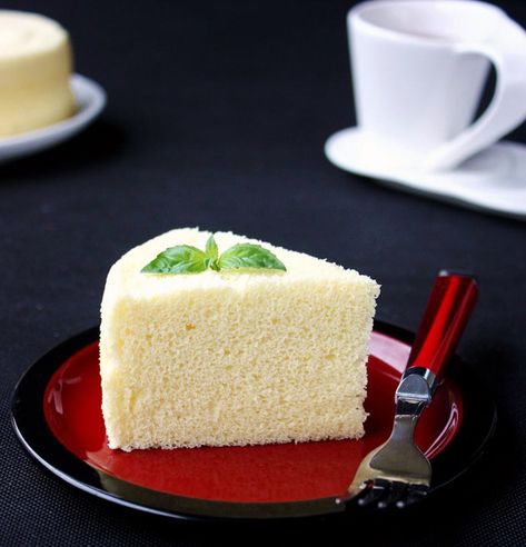 Chinese Steamed Sponge Cake Chinese Steam Cake Recipe, Steamed Sponge Cake Recipe, Steam Cake Recipe, Chinese Cake, Different Types Of Cakes, Asian Cake, Sponge Cake Recipe, Famous Desserts, Chinese Dumplings