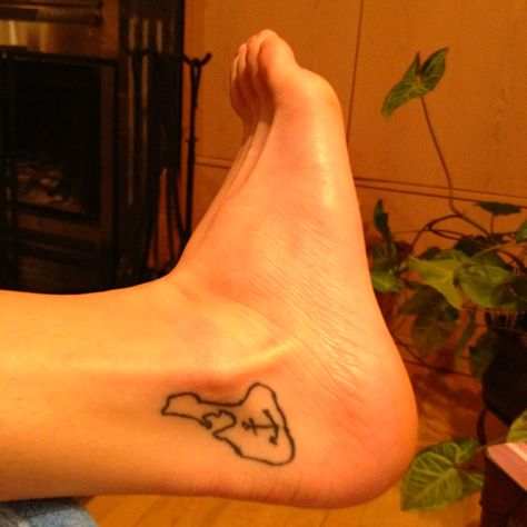 Block island, oh I have Block Island on my foot too!! Block Island Tattoo, Island Tattoo, Corn Hole, Block Island, Tattoo You, Rhode Island, Tattoos And Piercings, I Tattoo, Jesus Fish Tattoo