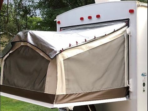 17 Tips on How to keep your RV cool on Hot Summer Days - Learn Along with Me Camper Studio, Pop Up Camper Accessories, Tent Trailer Remodel, Hybrid Camper, Pop Up Camper Trailer, Pop Up Tent Trailer, Popup Camper Remodel, Glamper Camper, Camper Reno