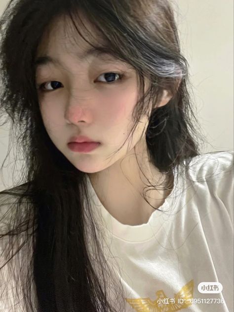 Rainy Day Makeup, Day Makeup Looks, Hair Stylist Life, Day Makeup, Clean Skin, Ulzzang Girl, Rainy Day, Korean Girl, Hair Inspo