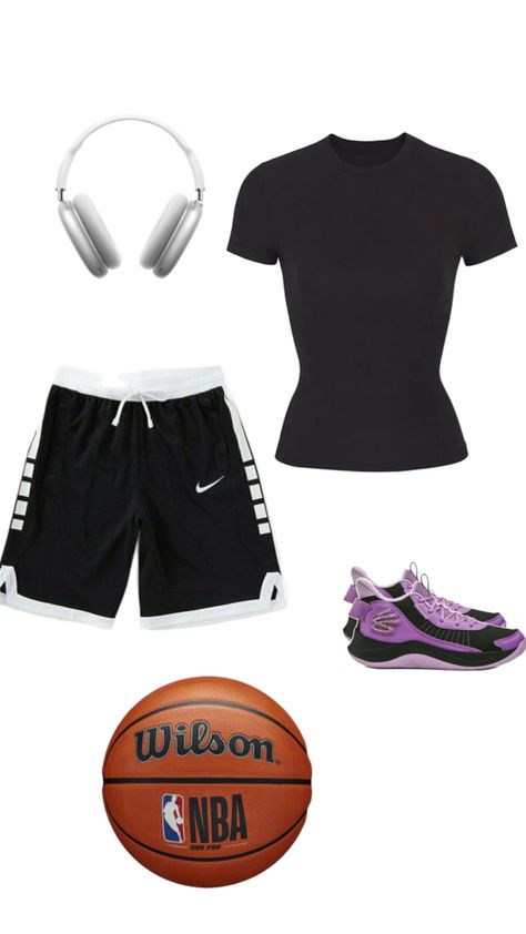 Basketball Workout Clothes, Basketball Outfit Ideas For Women, Woman Basketball Outfits, Basketball Practice Outfit Women, Girl Basketball Outfits, Basketball Outfits For Women, Basketball Outfit For Women Practice, Court Side Outfit Basketball Games, Basketball Outfit For Women