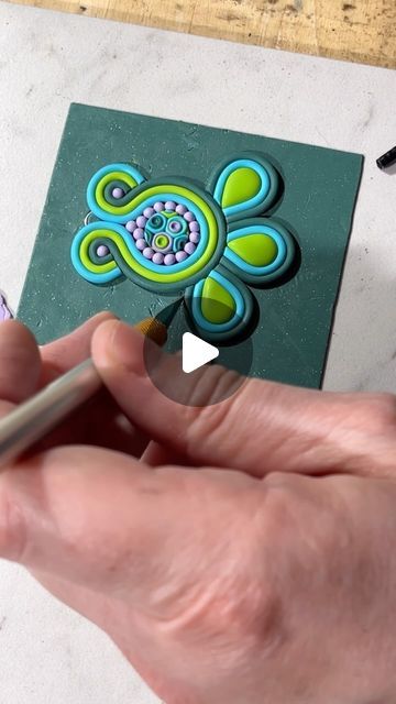 Cathryn ✨ BlueBassoon Handmade on Instagram: "The making of this fabulous soutache inspired statement earring! What do you think?? Not much else to say about it. I’m just really proud of it 🥰 #polymerclay #polymerclayearrings #fimo #soutache" Soutache Polymer Clay, Polymer Clay Soutache, Jewelry Handmade Ideas, Fimo Ideas Easy, Diy Clay Beads, Fimo Clay Crafts, Clay Jewellery Handmade, Clay Polymer Earrings, Polymer Clay Projects Diy