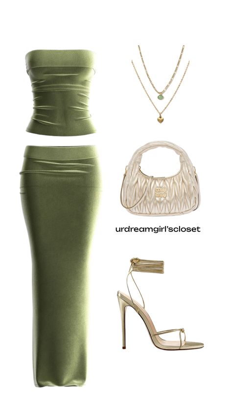 Green Birthday Outfit, Story Post Ideas, Beach Outfit Ideas, Fancy Fits, Story Post, Everyday Fashion Outfits, 2000s Fashion Outfits, Post Ideas, Simple Trendy Outfits