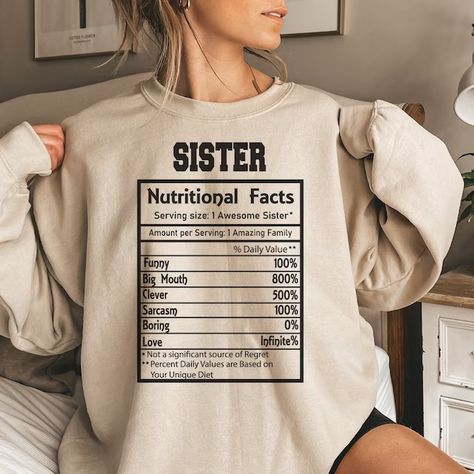 InkWavesCo - Etsy Sweater Shirt Outfit, Sister Vibes, Outfit Ideas Shirt, Best Friend Hoodies, Sarcastic Clothing, Funny Sister, Sister Birthday Gift, Sisters Funny, Cute Shirt Designs