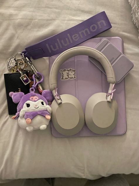 Aesthetic Purple Accessories, Ipad Case Aesthetic Purple, Ipad And Headphones Aesthetic, Sony Headphones Aesthetic Xm5, Girly Purple Aesthetic, Purple Aesthetic Accessories, Purple Vision Board Pictures, Sony Headphones Aesthetic Wh1000xm5, Purple Lifestyle Aesthetic