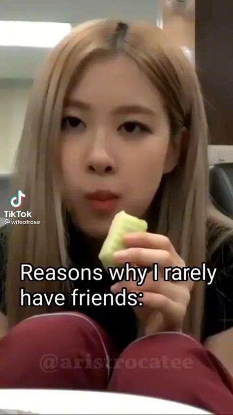 Blackpink Funny Pics Faces, Black Pink Memes Funny, Sure Thing Blackpink, Blackpink Funny Quotes, K Pop Blackpink, Black Pink Funny, Blackpink Memes Funny, Lisa Funny, K Pop Memes