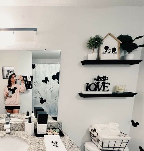 Be Our Guest Bathroom, Modern Disney House Decor, Mickey Bathroom Ideas, Farmhouse Disney Decor, Subtle Disney Bathroom, Disney Theme Bathroom, Disney Guest Room, Mickey And Minnie Bathroom, Disney Farmhouse Decor