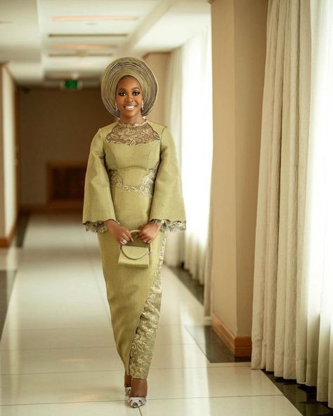 Aso Oke Gown Styles, A Shape Gown Ankara, Gown Styles For Ladies, Nigerian Traditional Dresses, Nigerian Wedding Dresses Traditional, Yoruba Bride, African Traditional Wedding Dress, Yoruba People, Ankara Long Gown Styles